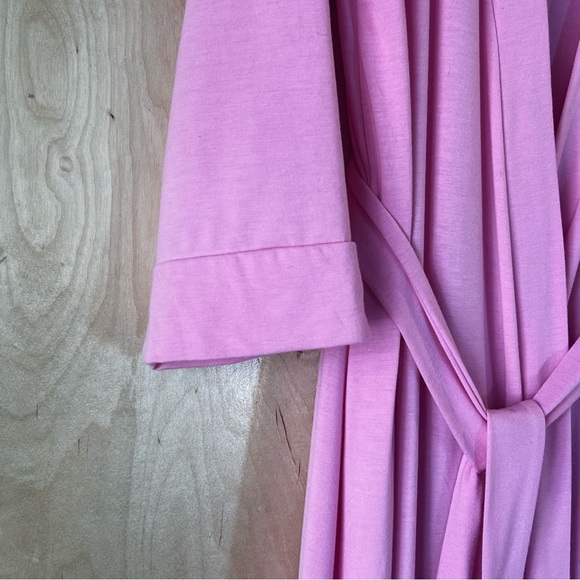 Pink Jersey Robe with Sewn Tie Waistband in Size Large - Picture 3 of 7